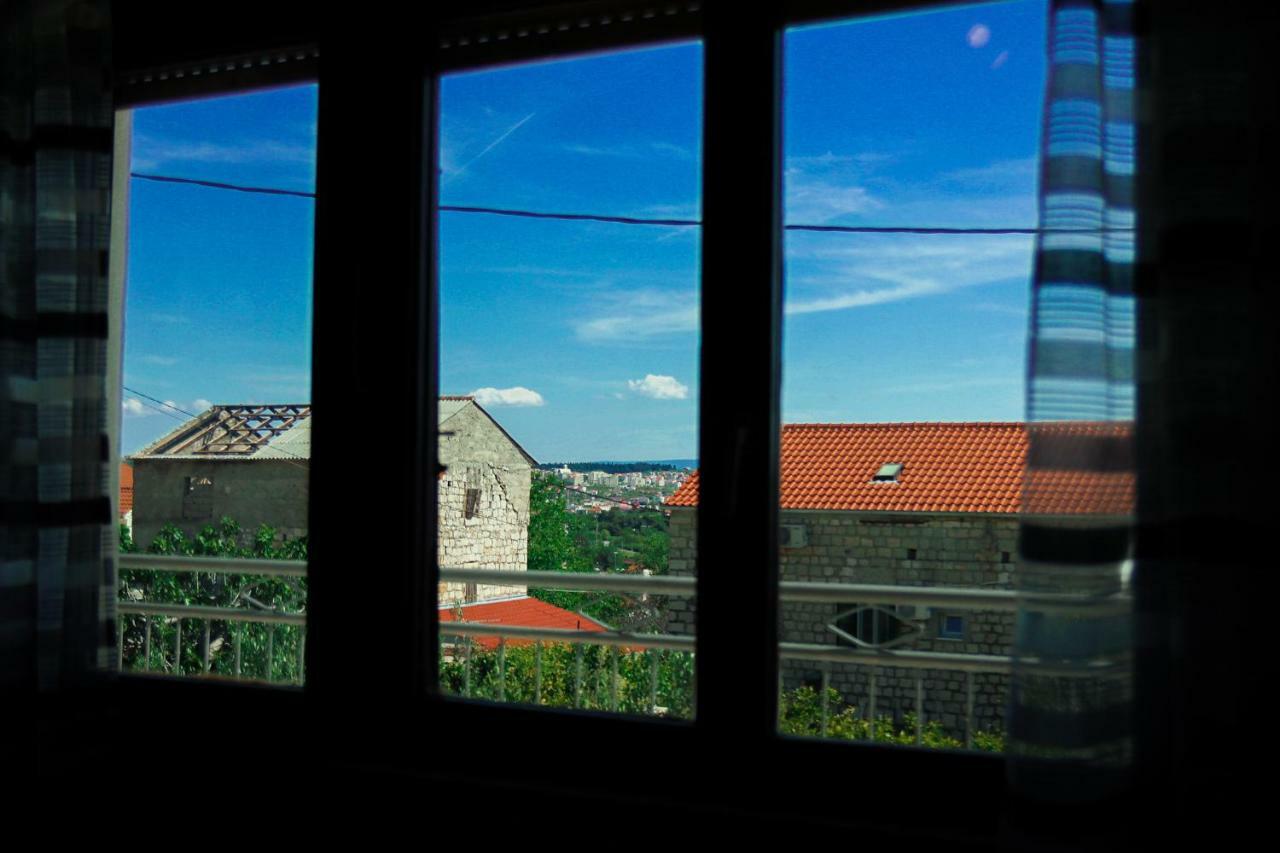 Kusi Apartment Solin Exterior foto