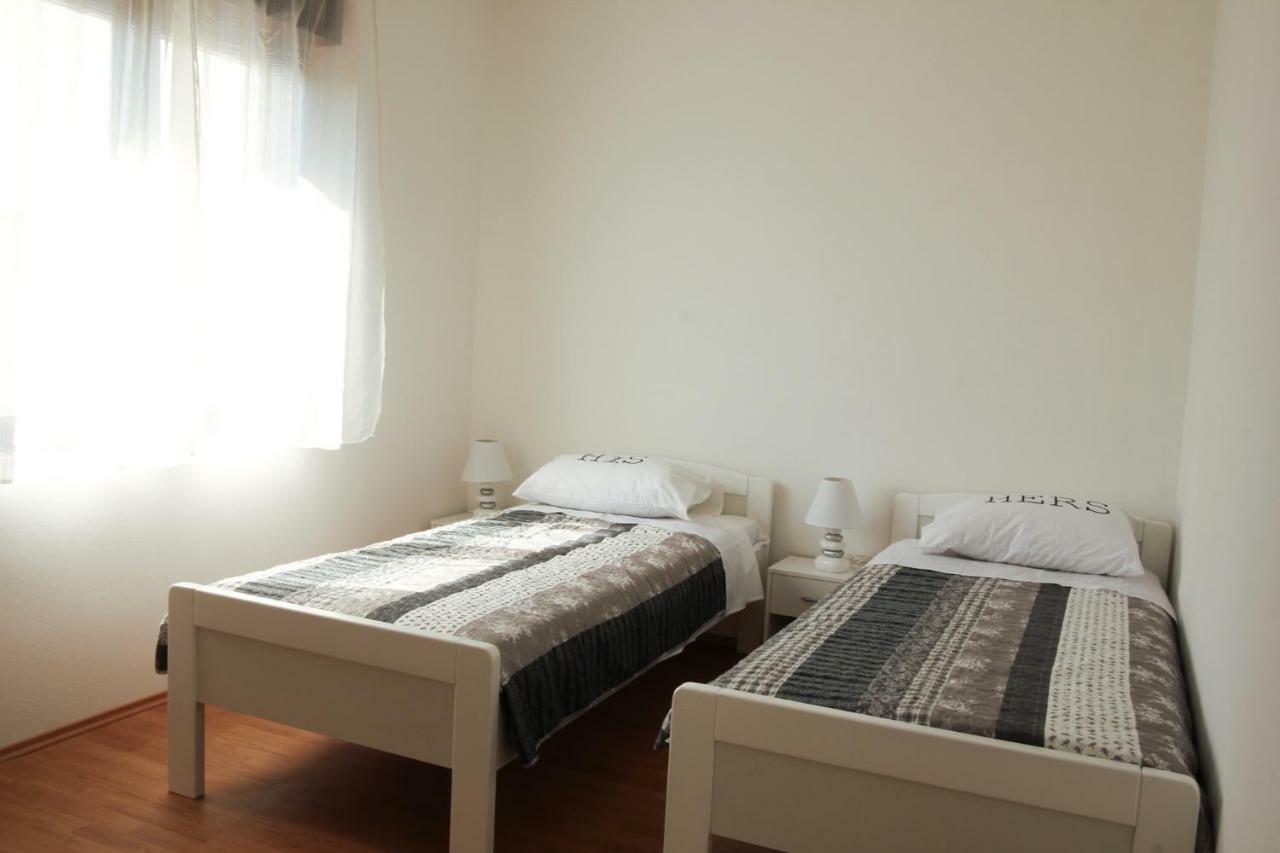 Kusi Apartment Solin Exterior foto