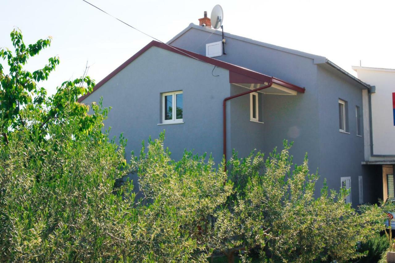 Kusi Apartment Solin Exterior foto